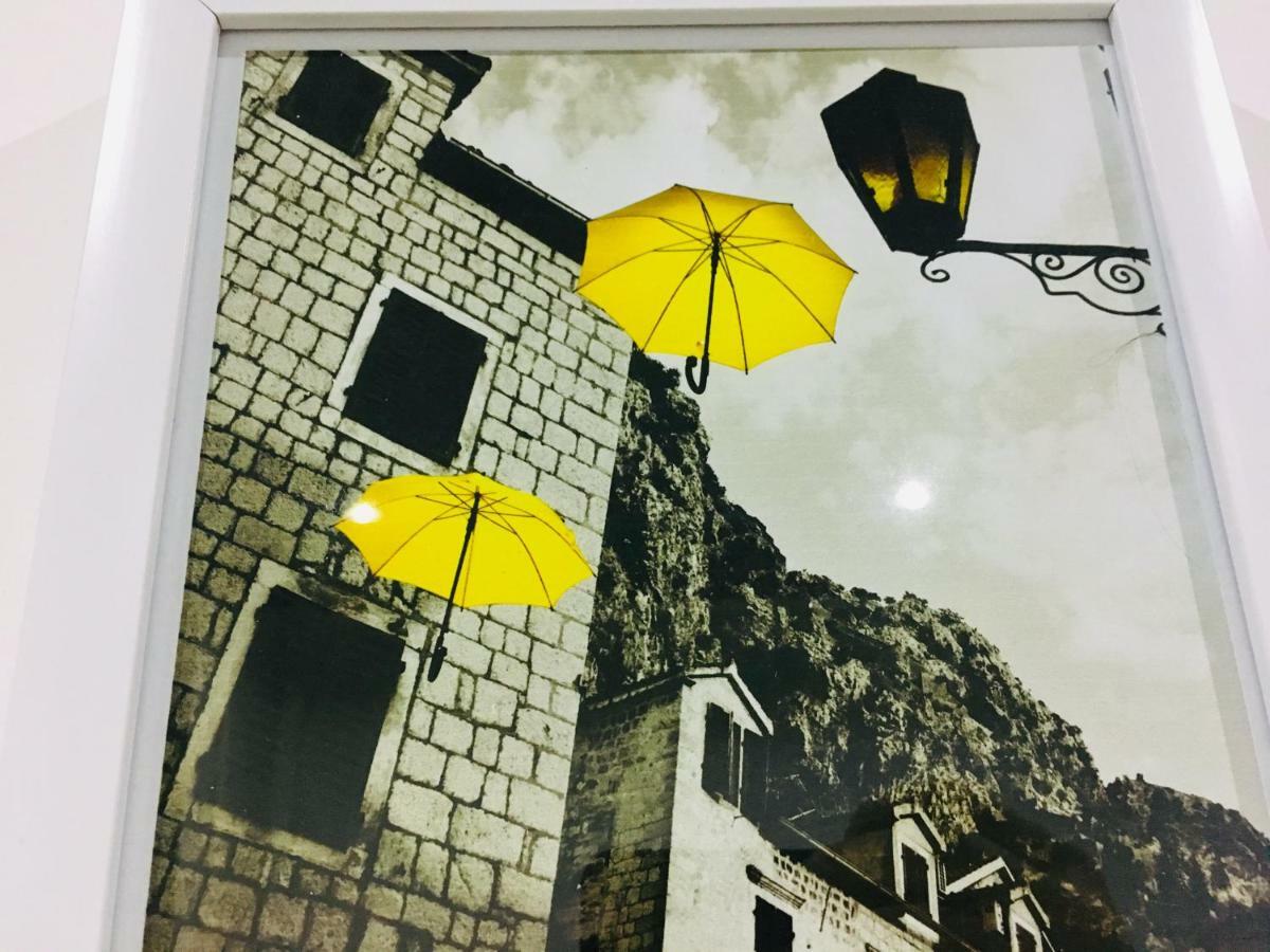Yellow Room With Sea View Makhinjauri Ngoại thất bức ảnh