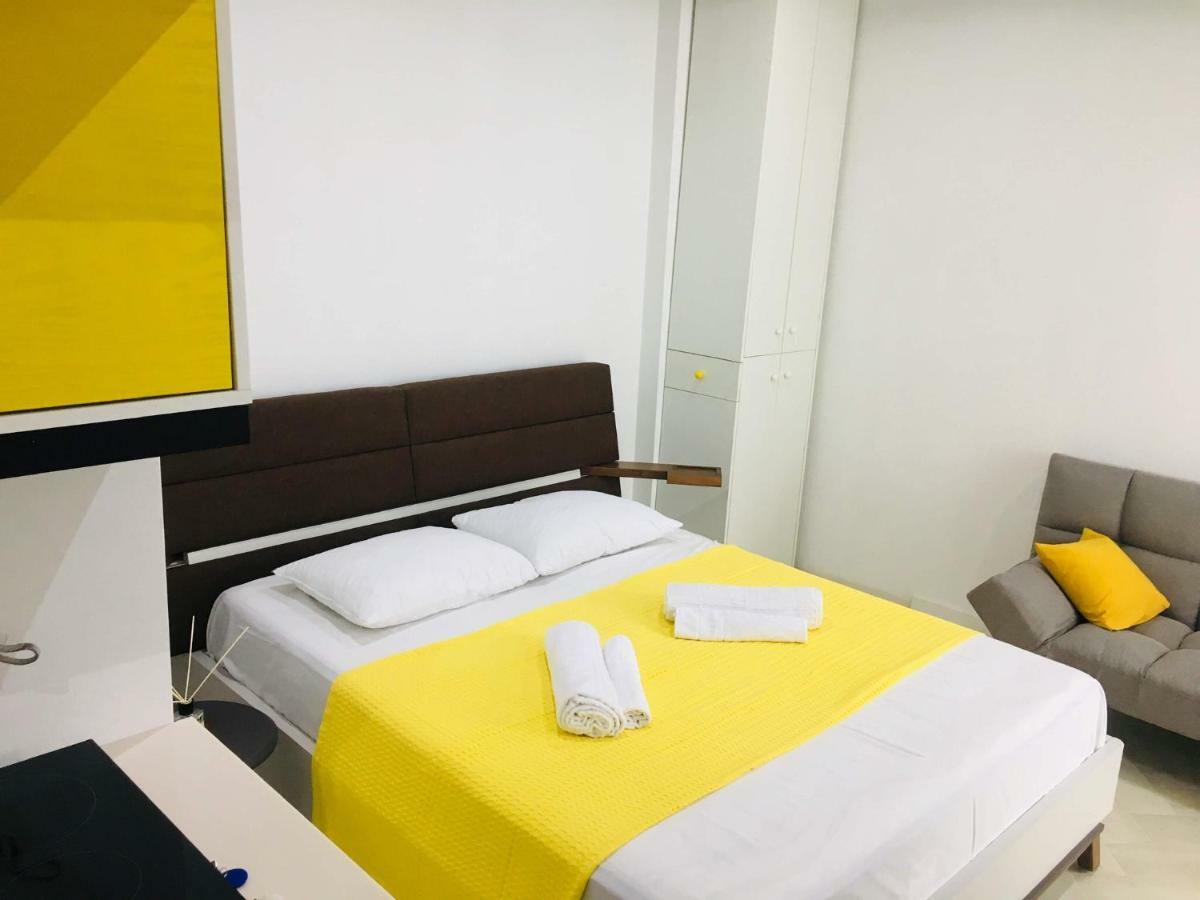 Yellow Room With Sea View Makhinjauri Ngoại thất bức ảnh